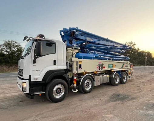 Używana pompa do betonu Yellow Truck o odległości 24-36 m i ciśnieniu 6-6,6 MPa
